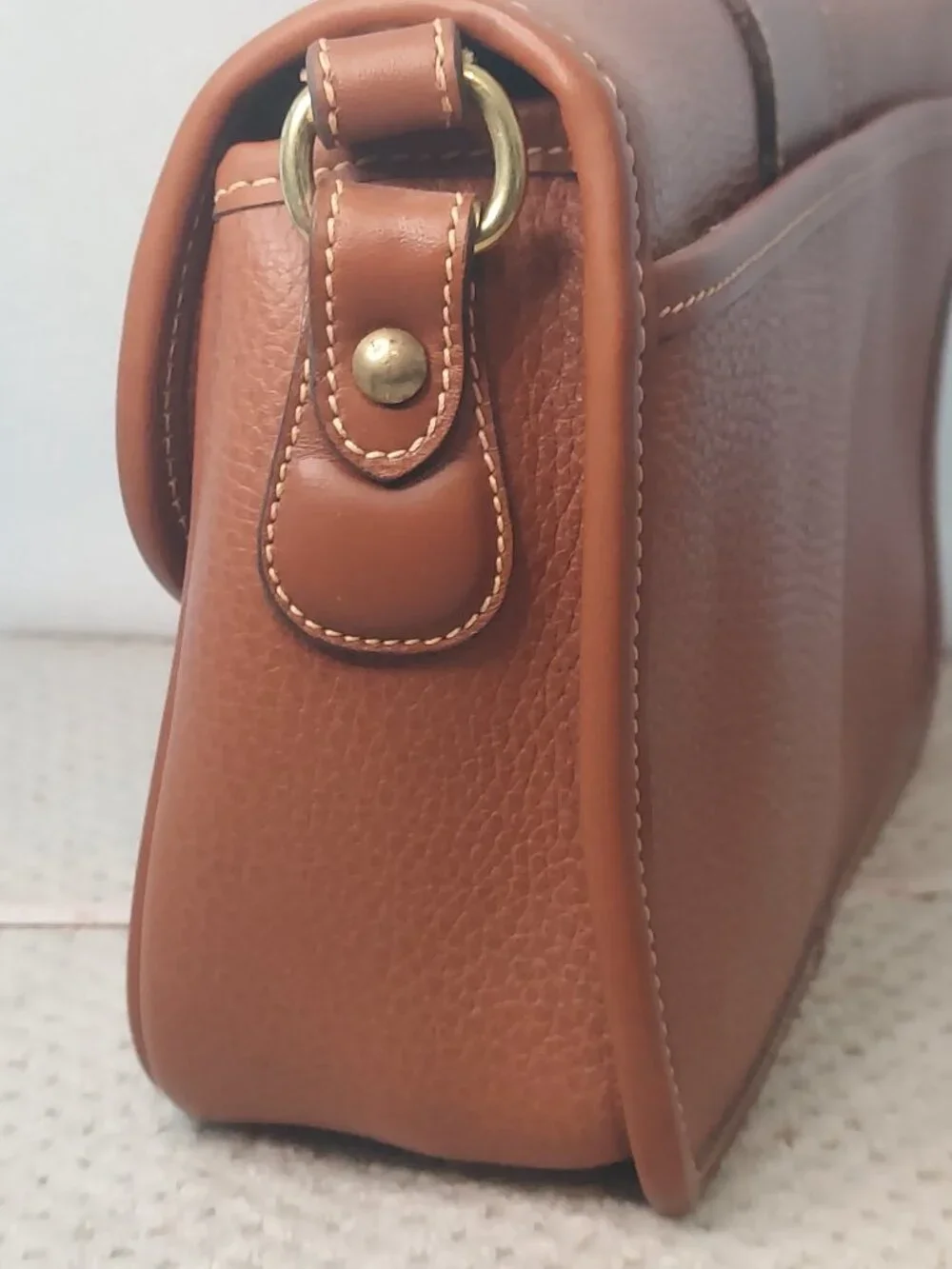 Vintage 1994 Coach Sheridan Mayfield Shoulder Bag (Style 4224) in British Tan